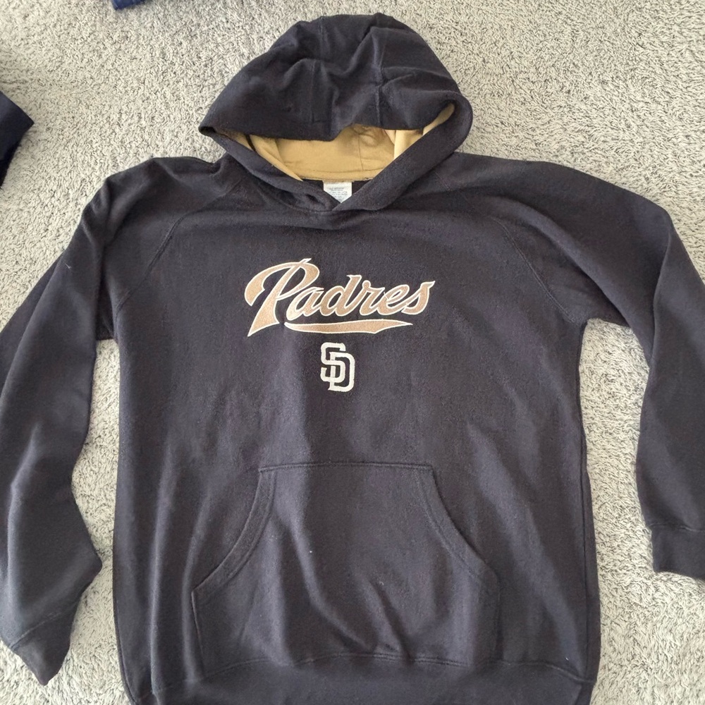 Kids San Diego padres  Hoodie size 16-18 xl